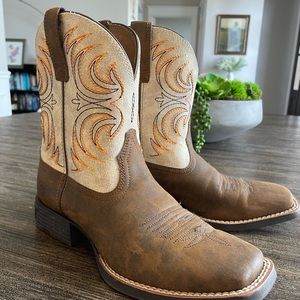 VEUC Ariat Kids Storm Western Boot - Antique Brown, Sz. 4